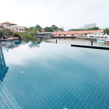 马六甲河奢华公寓 Malacca 外观 照片