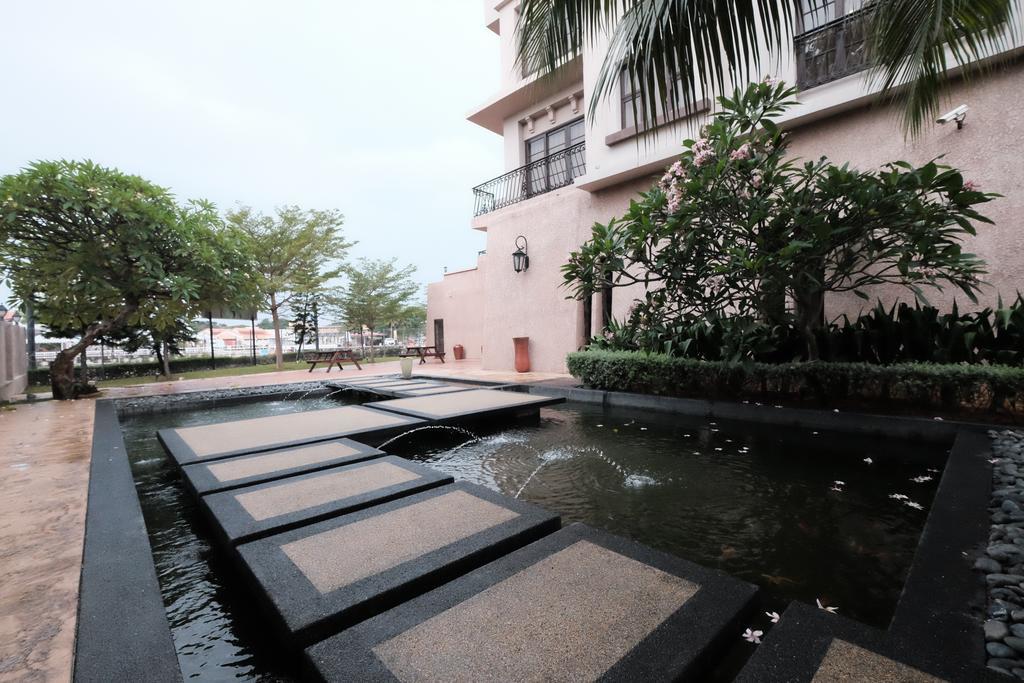 马六甲河奢华公寓 Malacca 外观 照片